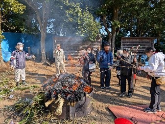 小雀五霊社より